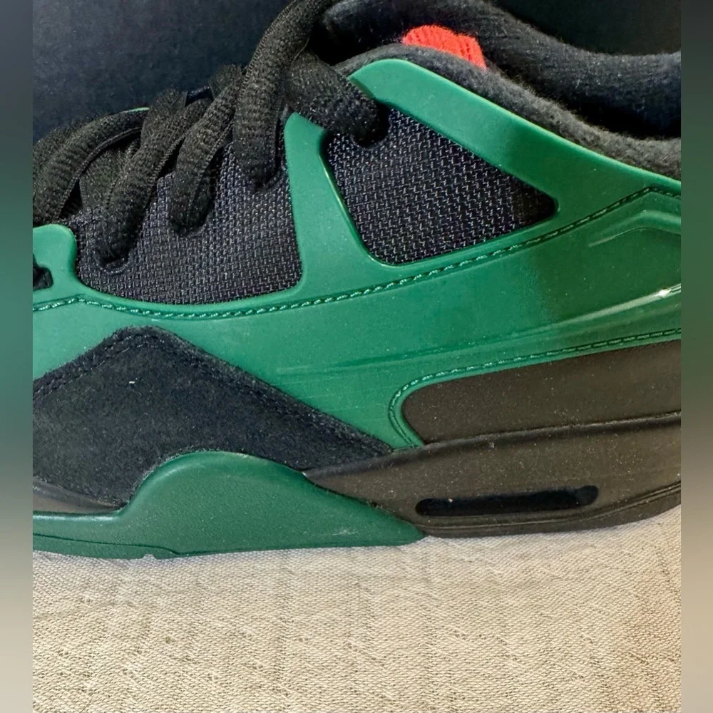 Brand new! Big Kids' Air Jordan 4RM Black/Gorge Green/Varsity Red, sz 7y - Picture 2 of 8